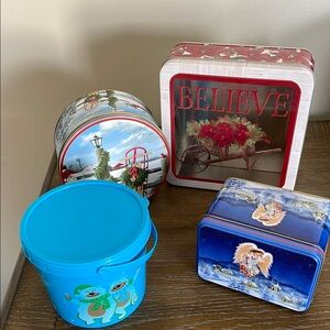 Holiday Themed Decorative Tins Set